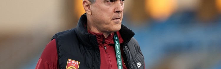 B体育下载-媒体人：有很多让安东尼奥去国足的声音，只能说不要害安东尼奥了