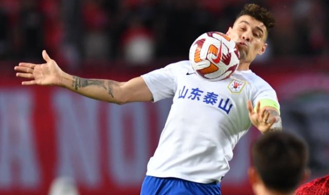 B体育入口-两战轰12球！泰山目标瞄准足协杯 下轮死磕国安